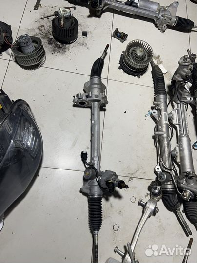 Рулевая рейка бмв X3 F25 10-15г 18136