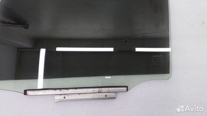 Б/У Б/У Стекло двери Состояние отличное, оригинал