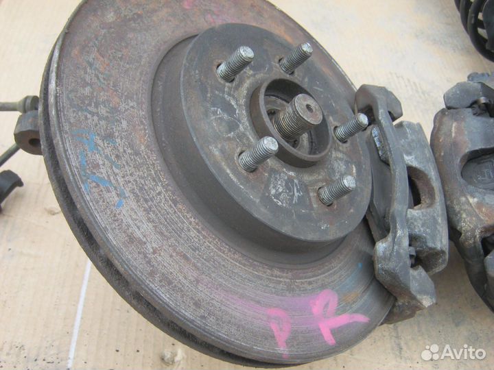 Ступица передняя правая левая Jaguar X-type