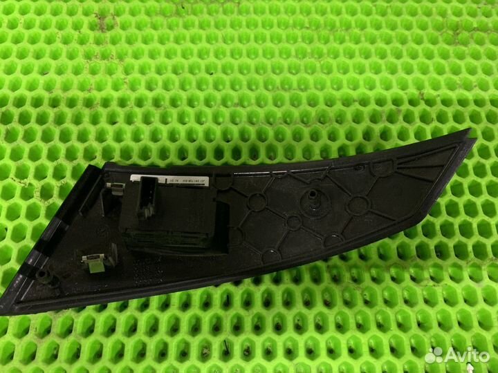 Кнопка стеклоподъемника BMW 5 E60