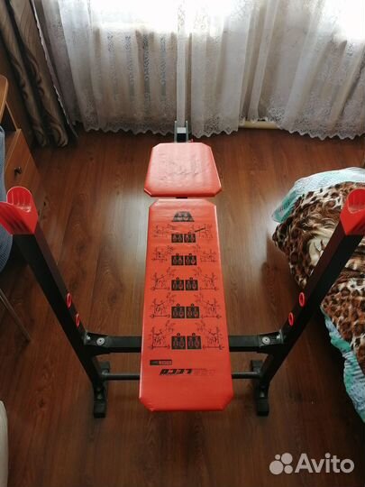 Скамья под штангу leco it home