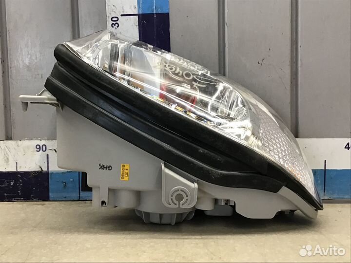 Фара правая Kia Spectra 2001-2011