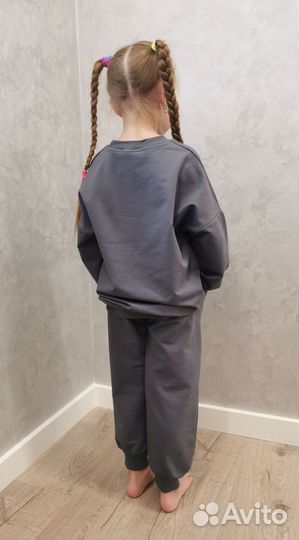 Костюм детский новый