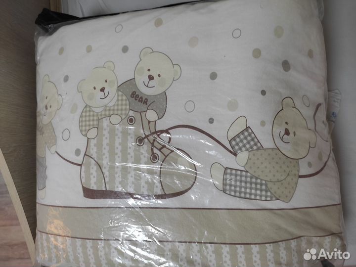 Бортики в детскую кроватку