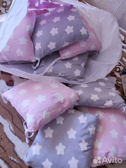 Постельные принадлежности в детскую кроватку