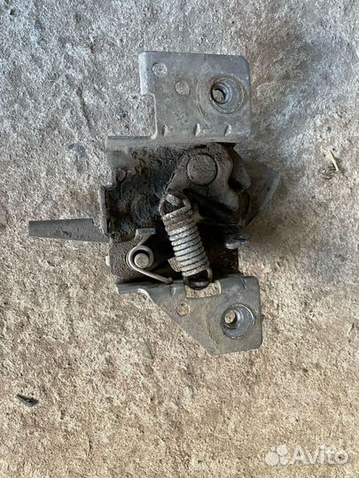 Замок капота ford fusion