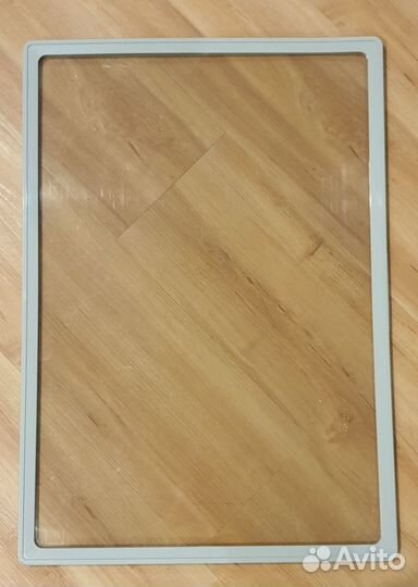 Пластиковая рама 605 х 425 с орг. стеклом