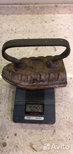 Утюг чугунный