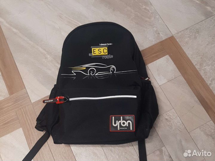Школьный рюкзак