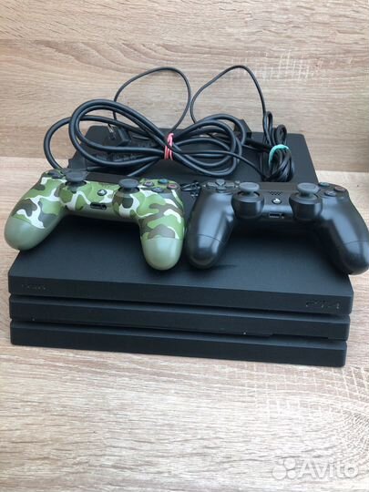 М Sony Ps 4 Pro 1TB 4диска+2джостика