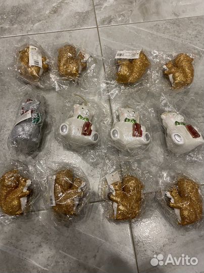 Остатки елочных игрушек пакетом