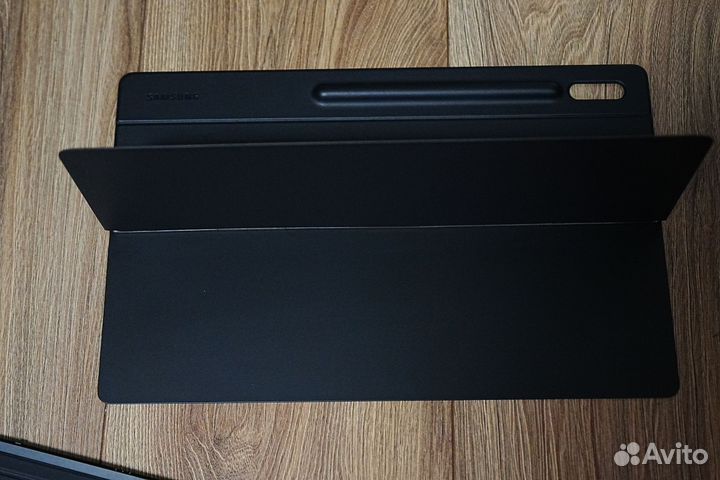 Чехлы-клавиатуры для Samsung Galaxy Tab S8 Ultra