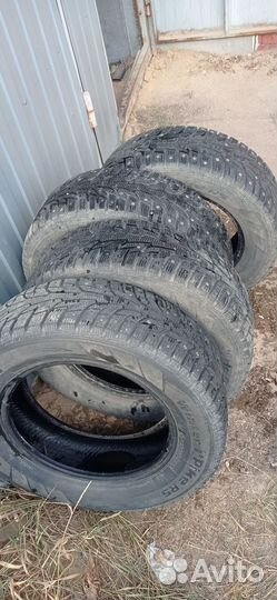 Hankook Winter I'Pike 215/65 R16