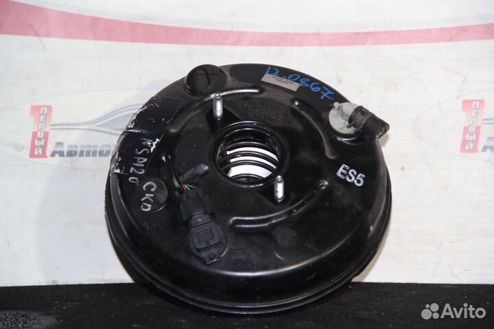 Вакумник тормозной c Toyota Ractis NSP120 1NR-FE