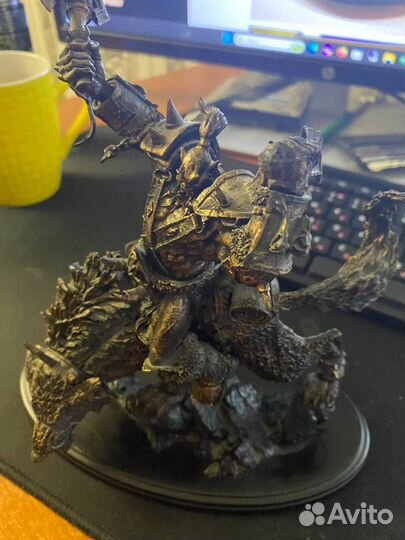 Статуэтка World Of Warcraf за 10 лет игры