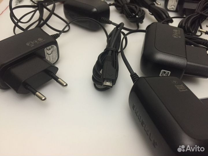 Зарядное устройство для телефона Samsung Nokia