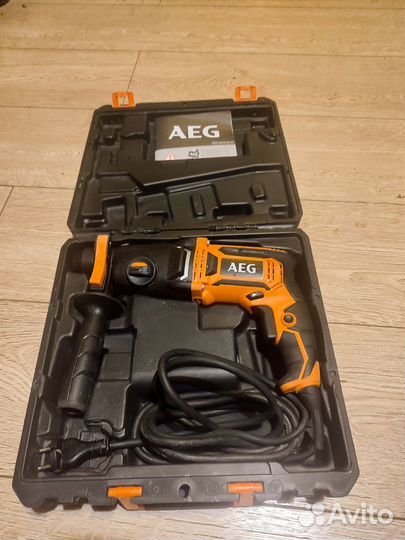 Перфоратор AEG kh 24 IE бу