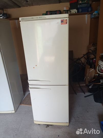 Холодильник бу stinol