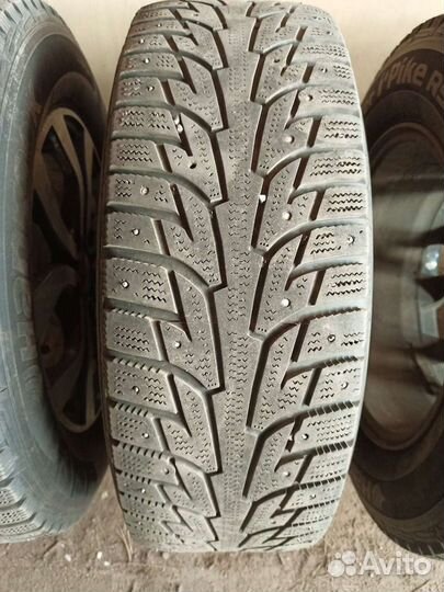Hankook Winter I'Pike RS2 W429 215/65 R16 98T