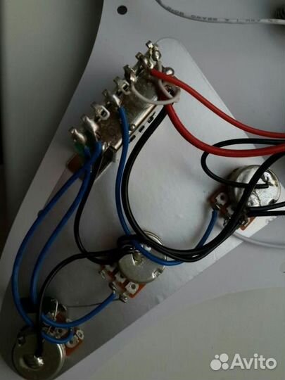 Fender Stratocaster Pickguard Noiseless HSH Set