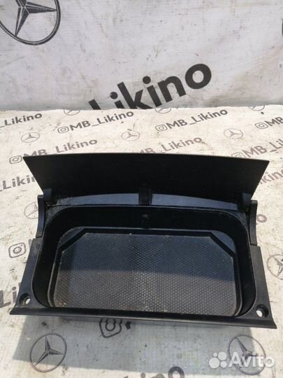 Крышка подстаканника Mercedes S-Class W221