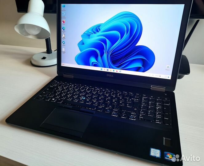 Dell Latitude Intel i5/16gb/256nvme/R7m360/LTE