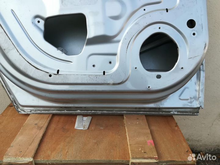 Дверь левая Опель Астра (универсал)