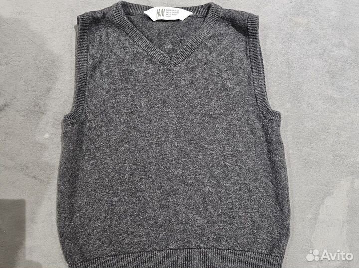 Жилетка 98 как новая