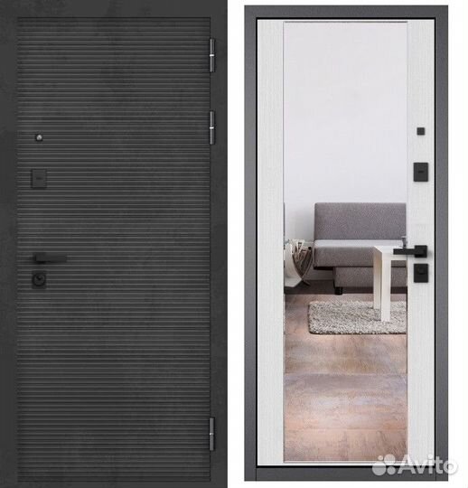 Входная дверь с зеркалом