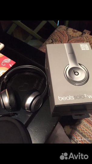 Наушники Beats Solo 2 Wireless