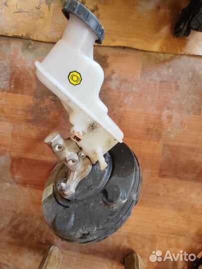 Вакуум тормозной Kia Rio 3 Hyundai Solaris