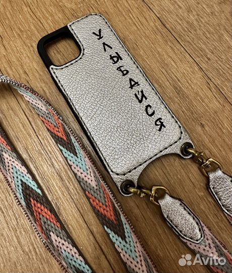 Чехол на 12 про (pro) на ремешке из кожи