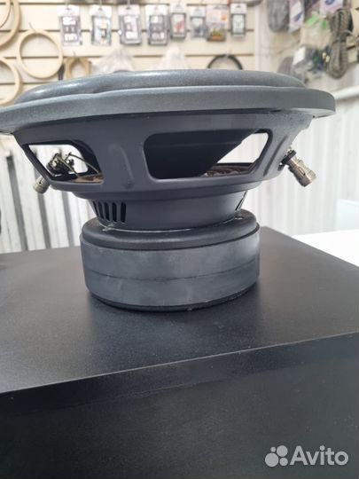 Сабвуфер в авто