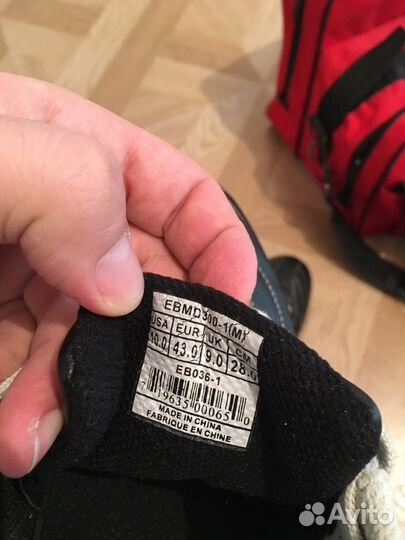 Продам шар и обувь для боулинга