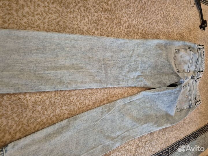 Джинсы женские guess 27 новые