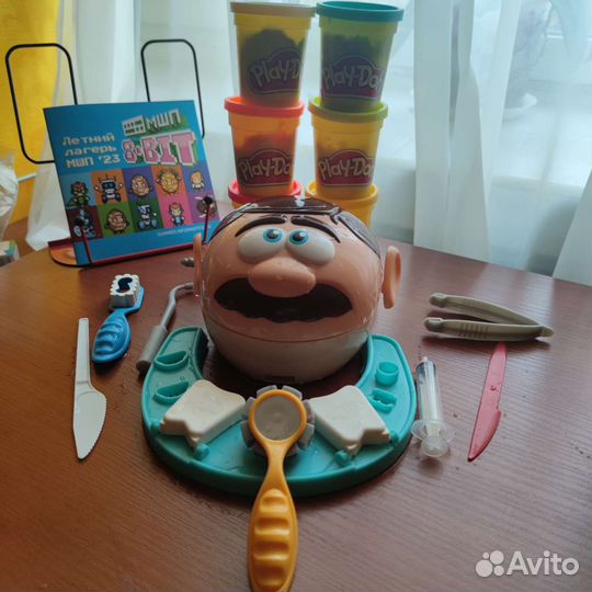 Набор Мистер зубастик Play Doh c пластилином