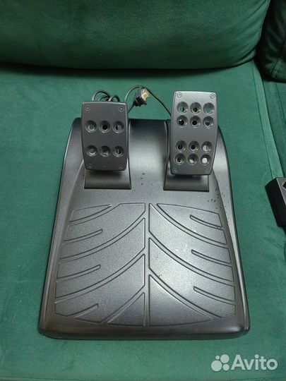 Игровой руль logitech driving force gt