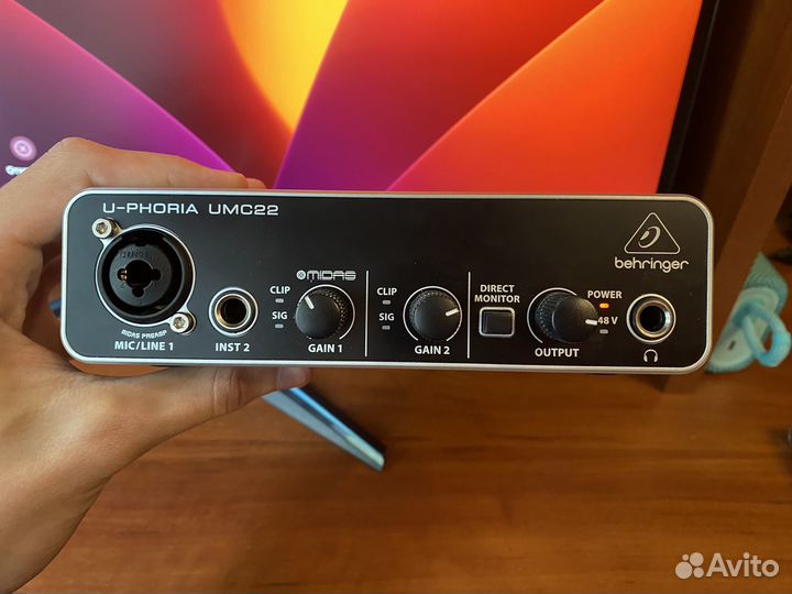 Behringer umc22