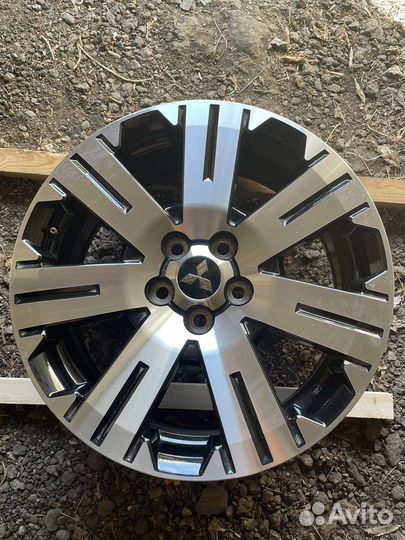 Диски mitsubishi outlander r18