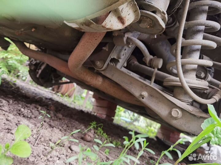 Задняя ходовая Toyota crown 180