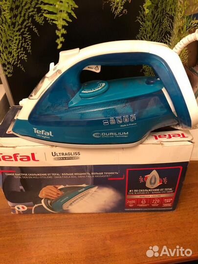 Утюг с парогенератором Tefal
