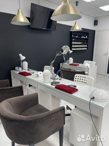 Аппаратный маникюр