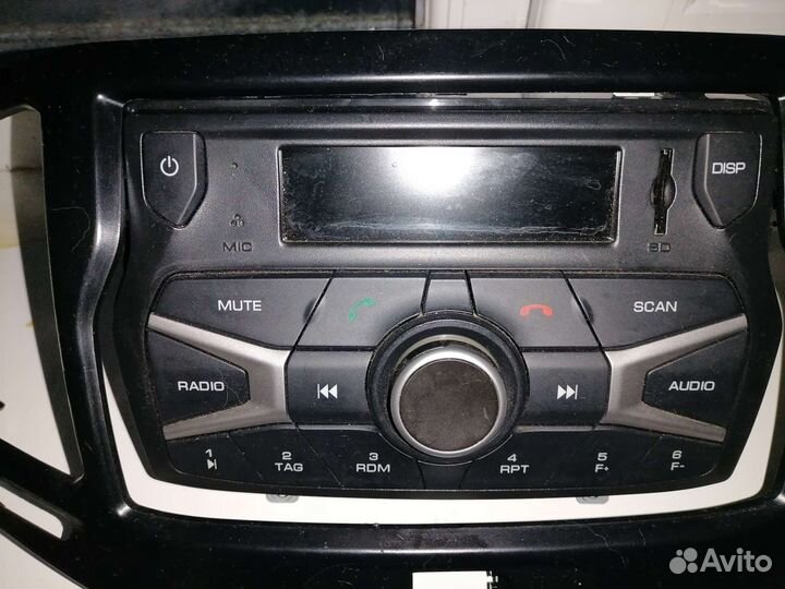 Штатная магнитола LADA vesta