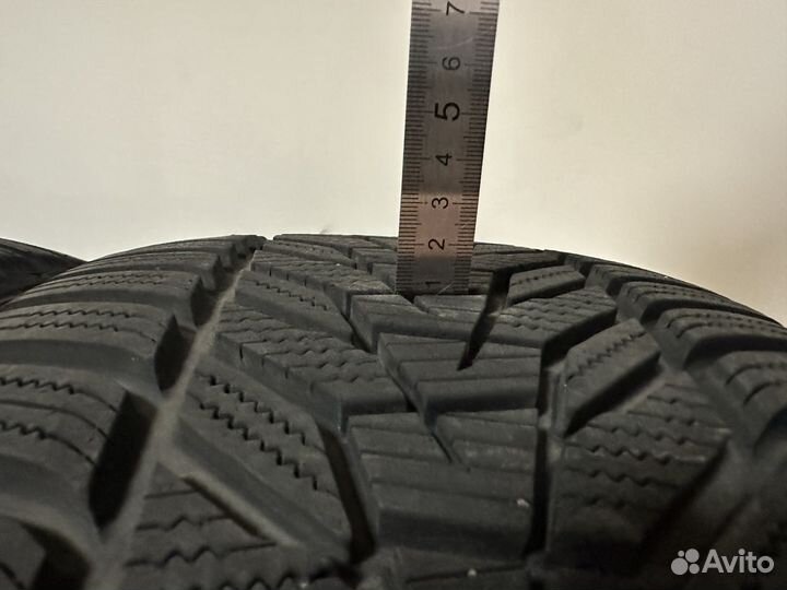 Hankook Winter I'Cept Evo 3 W330 255/35 R21 и 285/30 R21 98W