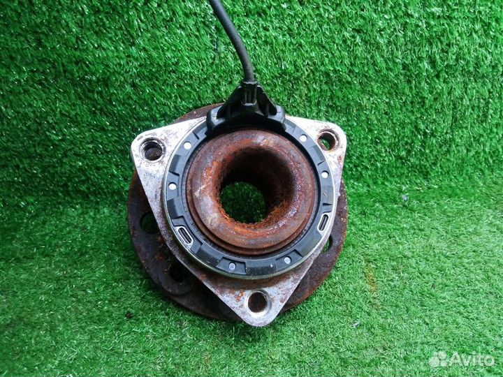 Ступица передняя Opel Vectra C (2002-2009)