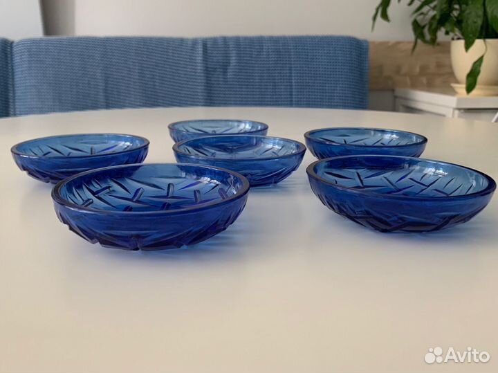 Хрустальные синие блюдца для соусов / варенья