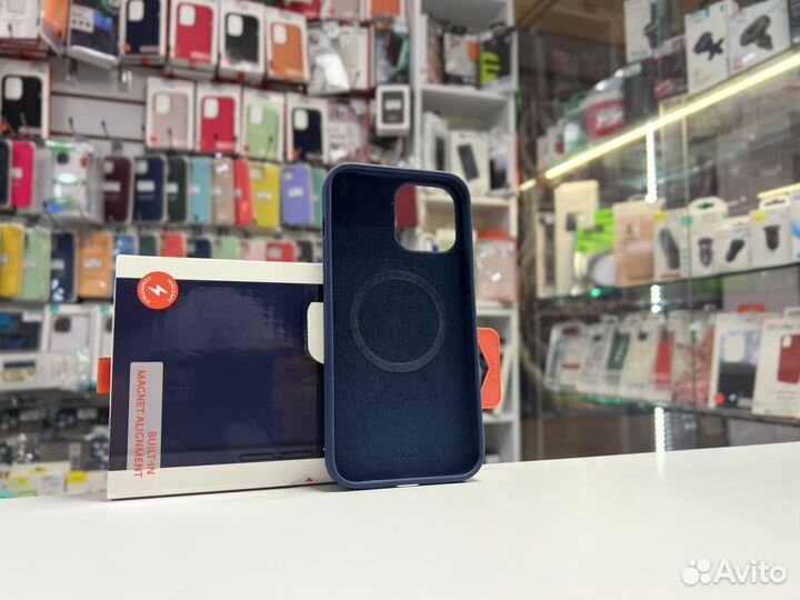 Чехол на iPhone 13 Pro Max с MagSafe темно синий