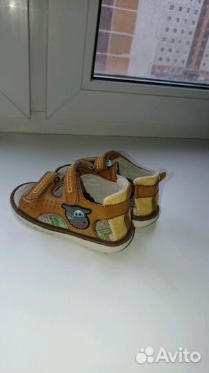 Сандали, р-р 23