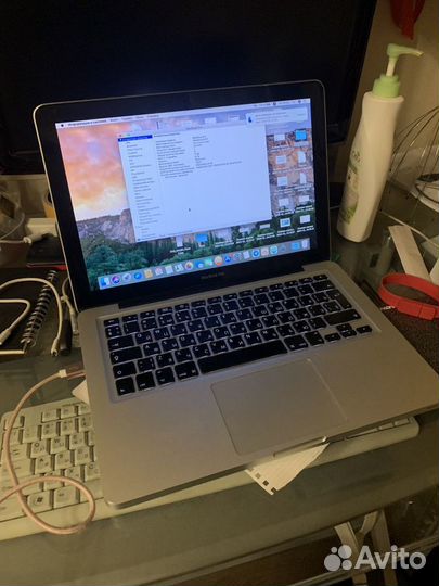 Apple MacBook Pro 13.3 mid 2010 + SSD 250 +4gb RAM