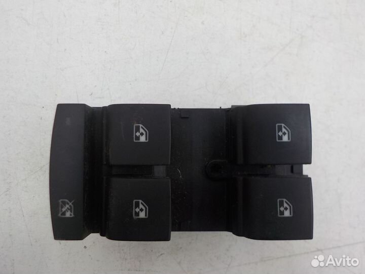 Блок управления стеклоподъемниками Opel Mokka 2012